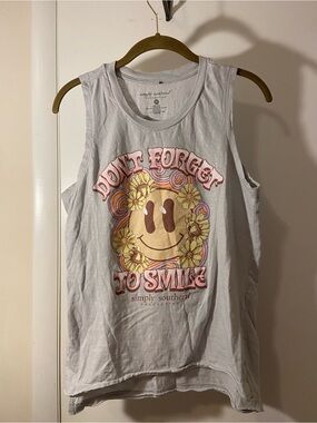 Simply Southern "Don't Forget to Smile" Graphic Tank - Light Gray